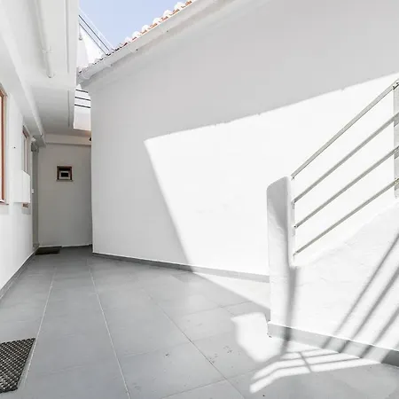 Appartement Alfama Adica *